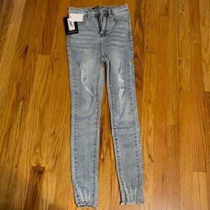 Brand new prettylittlething jeans